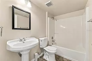 2411 Parsons Pond Cir, Kissimmee, FL 34743 - Photo 23