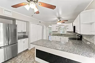 2411 Parsons Pond Cir, Kissimmee, FL 34743 - Photo 5