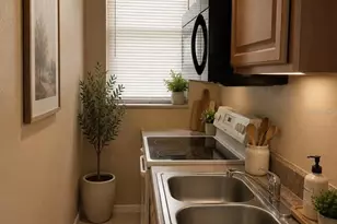 5847 Harrington Dr, Orlando, FL 32808 - Photo 21