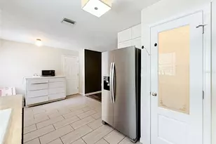 1405 Pembrook Dr, Leesburg, FL 34748 - Photo 15