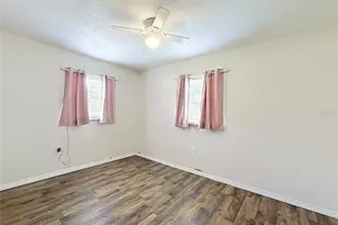 1405 Pembrook Dr, Leesburg, FL 34748 - Photo 21