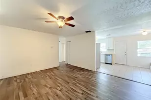 1405 Pembrook Dr, Leesburg, FL 34748 - Photo 3