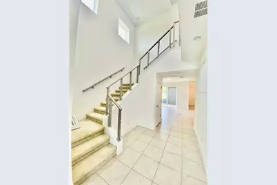 7206 Carrickbend Lane, Orlando, FL 32819 - Photo 5