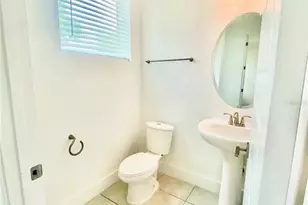 7206 Carrickbend Ln, Orlando, FL 32819 - Photo 9