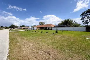 3958 Carrick Bend Dr, Kissimmee, FL 34746 - Photo 3