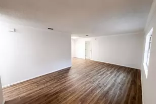 8310 Rolling Log Dr, Orlando, FL 32817 - Photo 3