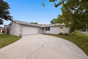 8310 Rolling Log Dr, Orlando, FL 32817 - Photo 1