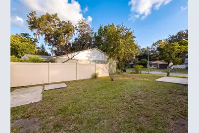 8310 Rolling Log Drive, Orlando, FL 32817 - Photo 23