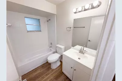 8310 Rolling Log Drive, Orlando, FL 32817 - Photo 13
