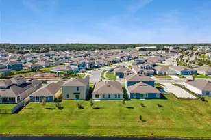 2009 Myrtle Pine St, Kissimmee, FL 34746 - Photo 3