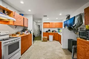 11735 Marjory Ave, Tampa, FL 33612 - Photo 13