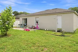 4243 Mendenwood Ln, Orlando, FL 32826 - Photo 9