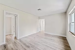 642 20th St, Orlando, FL 32805 - Photo 11
