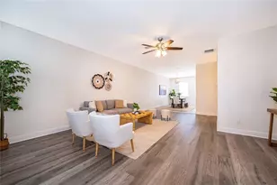 10061 Town Lake Dr, Orlando, FL 32832 - Photo 13