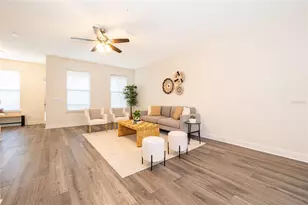 10061 Town Lake Dr, Orlando, FL 32832 - Photo 9