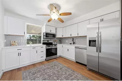 7242 Lynnwood Avenue N, Saint Petersburg, FL 33710 - Photo 23