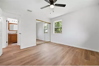 7242 Lynnwood Avenue N, Saint Petersburg, FL 33710 - Photo 35