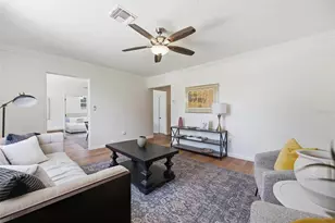 7242 Lynnwood Ave N, Saint Petersburg, FL 33710 - Photo 21