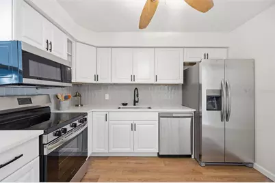 7242 Lynnwood Avenue N, Saint Petersburg, FL 33710 - Photo 25