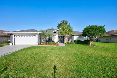 11117 Twosome Drive, San Antonio, FL 33576 - Photo 1