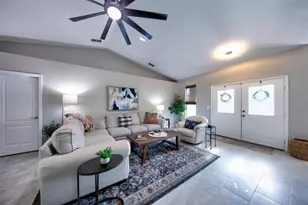 11117 Twosome Dr, San Antonio, FL 33576 - Photo 9