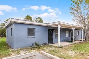 1086 Hibiscus Ct, Tavares, FL 32778 - Photo 1
