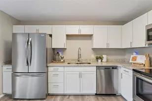 533 Madrigal Ct, Orlando, FL 32825 - Photo 13