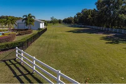 2780 Vickie Court, Kissimmee, FL 34744 - Photo 13