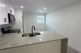 4328 Edgewater Dr, Orlando, FL 32804 - Photo 9
