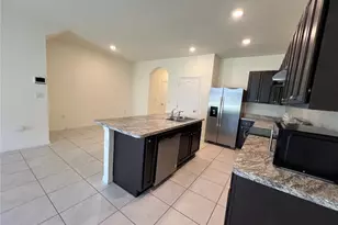 1370 Yellow Finch Dr, Davenport, FL 33837 - Photo 7