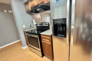 4852 Marks Terrace, Orlando, FL 32811 - Photo 5