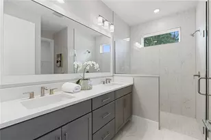 8010 Gondola Dr, Orlando, FL 32809 - Photo 11