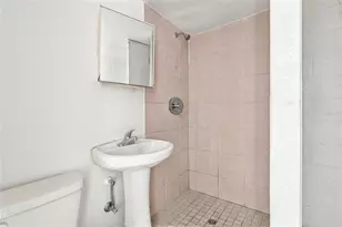 1672 10th St, Sarasota, FL 34236 - Photo 25