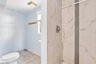 1672 10th St, Sarasota, FL 34236 - Photo 19