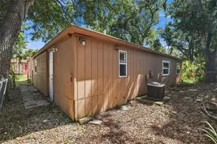 1672 10th St, Sarasota, FL 34236 - Photo 29