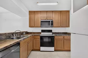 3004 Plaza Terrace Dr, Orlando, FL 32803 - Photo 7