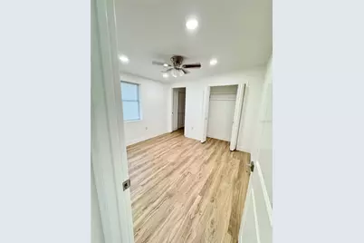 7913 Tidewater Trail, Tampa, FL 33619 - Photo 23