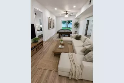 7913 Tidewater Trail, Tampa, FL 33619 - Photo 3