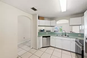 1593 Watson Oaks Ct, Lakeland, FL 33809 - Photo 11