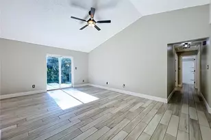 5915 Groveline Dr, Orlando, FL 32810 - Photo 9