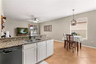 10408 Eastpark Woods Dr, Orlando, FL 32832 - Photo 17