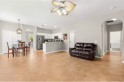 10408 Eastpark Woods Drive, Orlando, FL 32832 - Photo 9