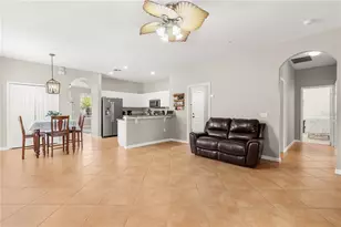 10408 Eastpark Woods Dr, Orlando, FL 32832 - Photo 9
