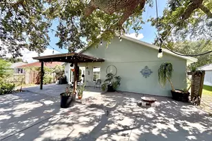 6473 Long Breeze Rd, Orlando, FL 32810 - Photo 9