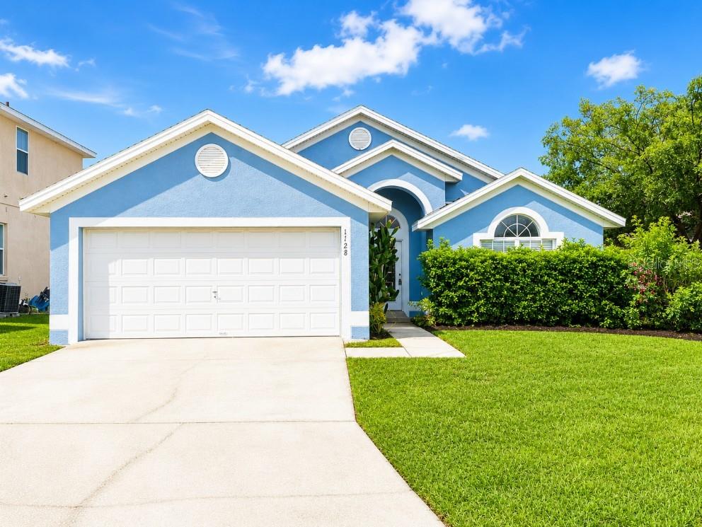 1128 Pinedale Dr - 1128 Pinedale Dr, Davenport, FL 33897 Luxury Property | Jose Angel Pina