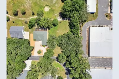 512 Dowling Circle, Lady Lake, FL 32159 - Photo 5