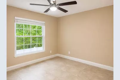 2800 E 113th Avenue #213, Tampa, FL 33612 - Photo 9