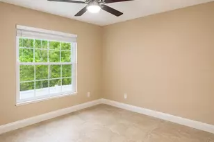 2800 E 113th Ave, Tampa, FL 33612 - Photo 9