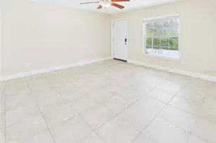2800 E 113th Ave, Tampa, FL 33612 - Photo 3