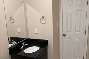 2800 E 113th Ave, Tampa, FL 33612 - Photo 11